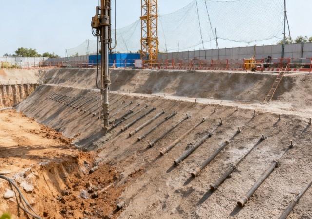 称多注浆管应用于岩土工程与地基基础领域